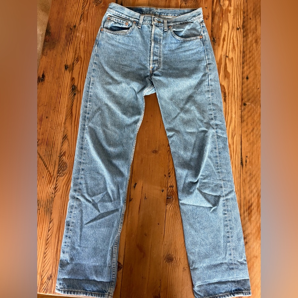 Vintage Levi 501s 31x32